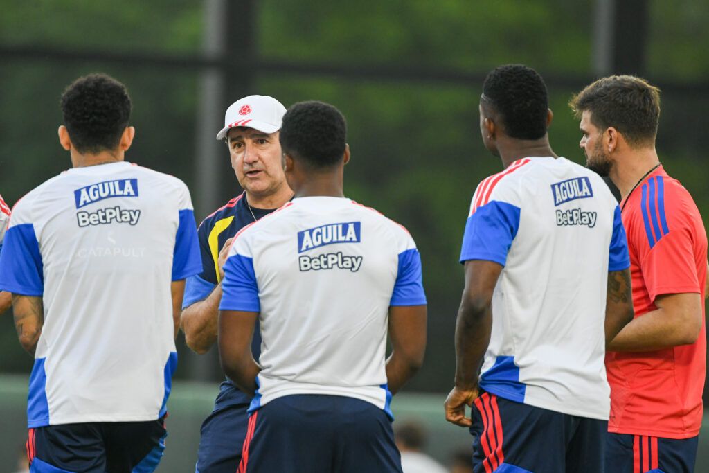 Colombia entrena con la mente puesta en Croacia col entreno ed 1