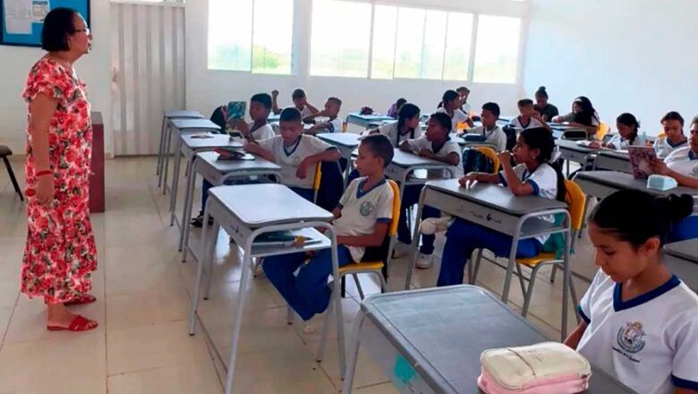 Más de 8.600 estudiantes en Tierralta reciben del Gobierno nueva dotación escolar con inversión de $2.600 millones