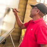 Gobierno garantiza estabilidad laboral para más de 9.000 docentes en Colombia