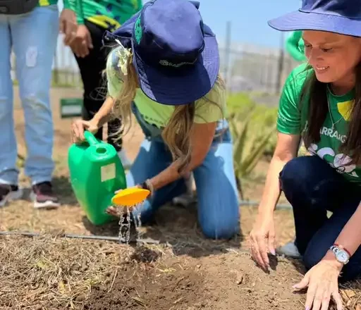 Alcaldía de Barranquilla impulsa en los barrios la siembra de frutas, hortalizas y plantas