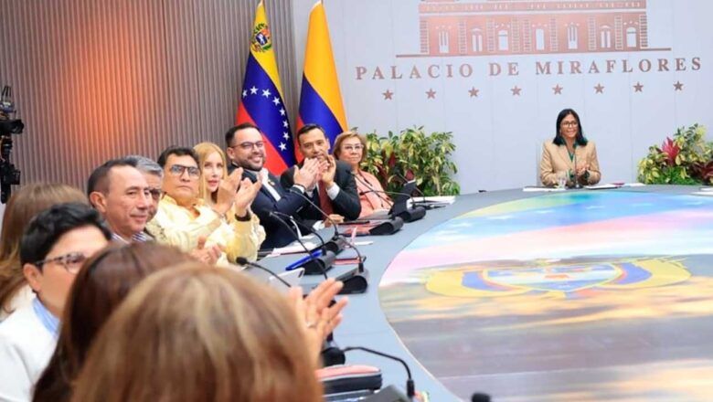 Integración energética, de defensa y de seguridad regional acuerdan Colombia y Venezuela