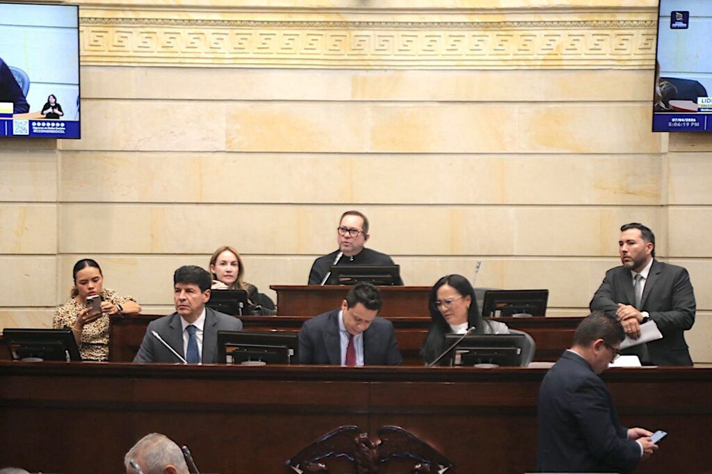 El Bono Escolar, el proyecto que busca libertad de elección educativa en Colombia