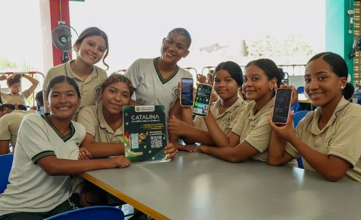 Cartagena inaugura zona WiFi gratuita en Tierra Baja