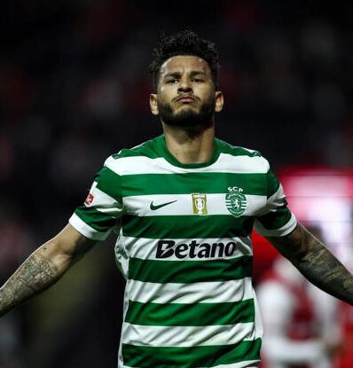 Cláusula de rescisión de 80 millones de euros ante interes del fútbol ingles por Luis Suarez, el delantero colombiano