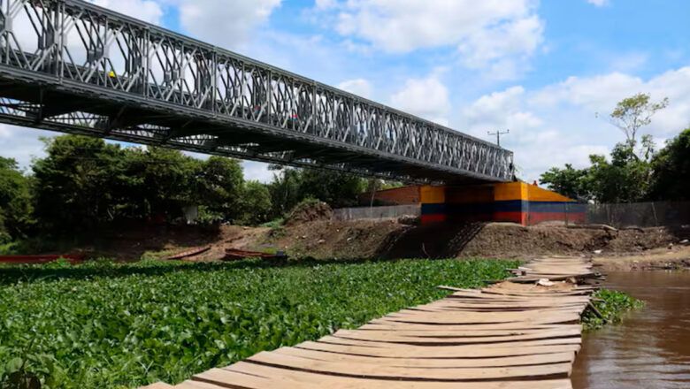Entregan puente en Sucre que reconecta a más de 11 mil personas