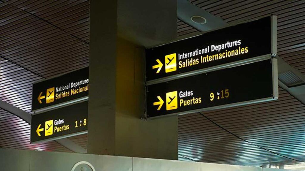 260508 MinTrabajo inspecciona a concesionaria del Aeropuerto ed