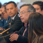 ‘Propietarios de EPS y fondos privados de pensiones están vulnerando la Constitución, la competencia del presidente y el mandato del pueblo’: presidente Petro