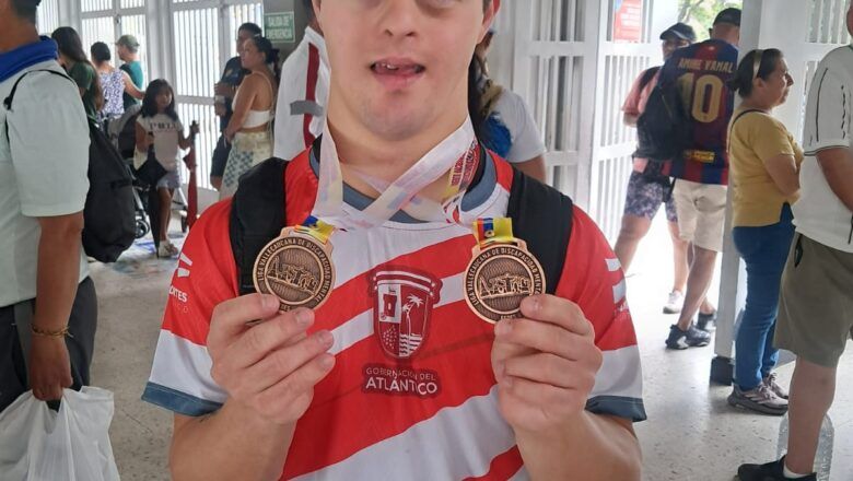 Atlántico brilló en Abierto de Natación de Discapacidad Mental