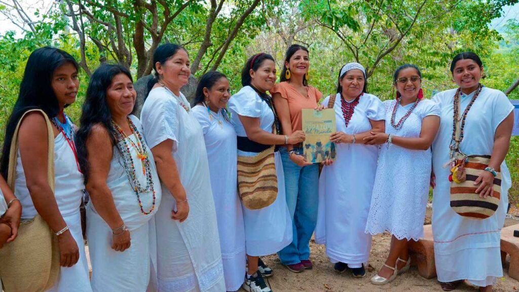 Mujeres Sierra Nevada de Santa Marta de la explotacion minera 1280