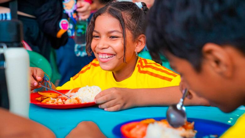 Gobierno inició entrega de 722.000 canastas alimentarias en 128 municipios del país