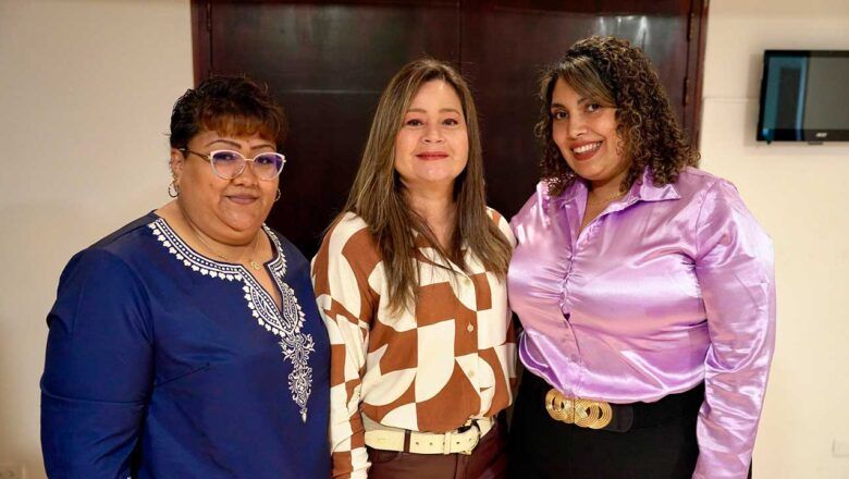 Gobierno impulsa inclusión de mujeres en el sector transporte