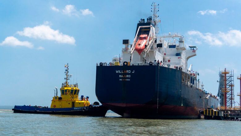 Gobierno despachó 103 mil barriles de combustible de Cartagena a Tumaco para garantizar suministro de combustible en Nariño